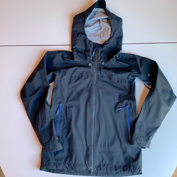Stio 🏔️ waterproof wind proof jacket or ski shell ⛷️ - Picture 2 of 16
